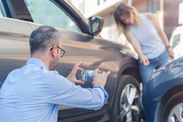 Professional Full Coverage Car Insurance technician working in Gering, NE